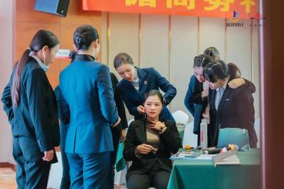 學禮儀 塑形象 筑邦鴻——鴻升商務禮儀培訓效果顯著，賦能專業禮儀服務